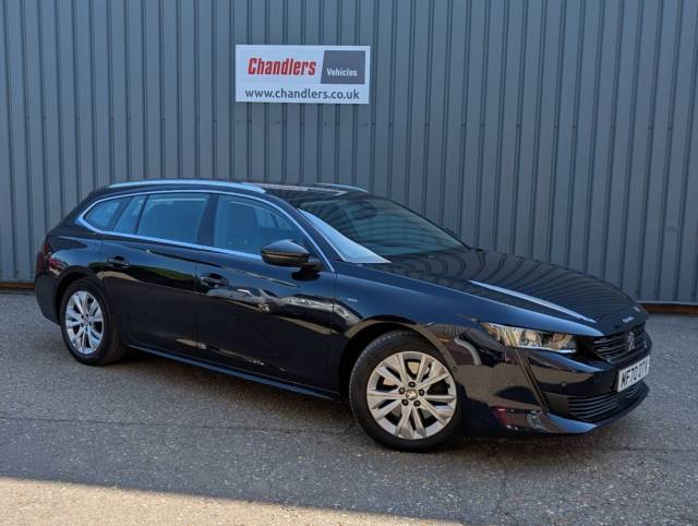 Peugeot 508 1.6 Hybrid Allure 5dr e-EAT8 Estate Petrol / Electric Hybrid Blue